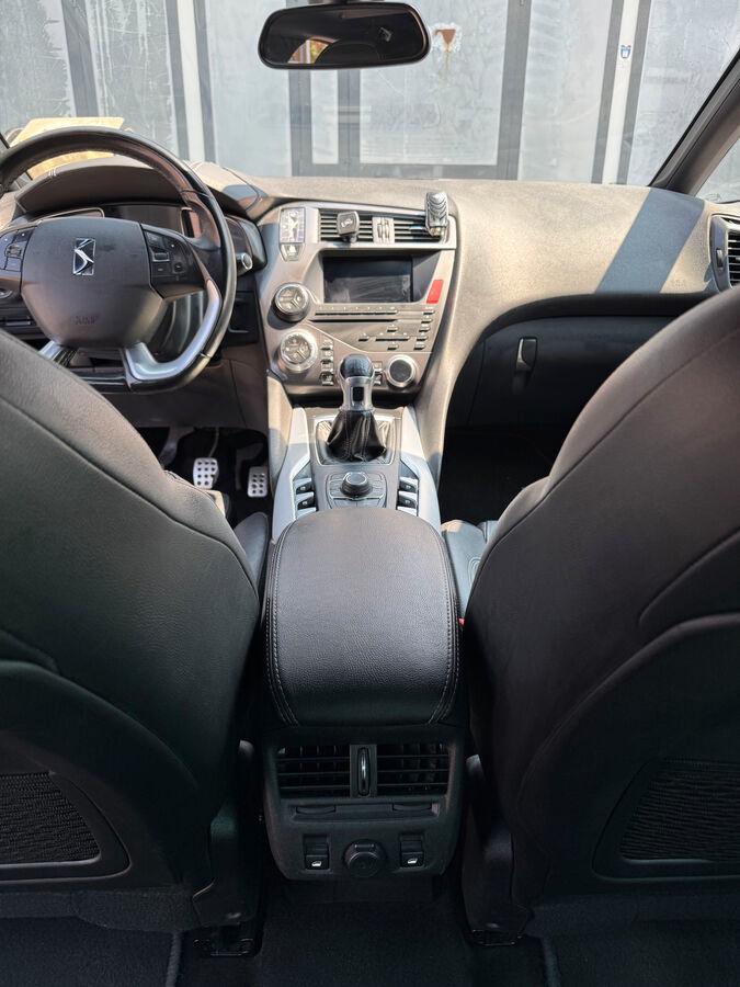 Citroen DS5 1.6 thp So Chic 200cv