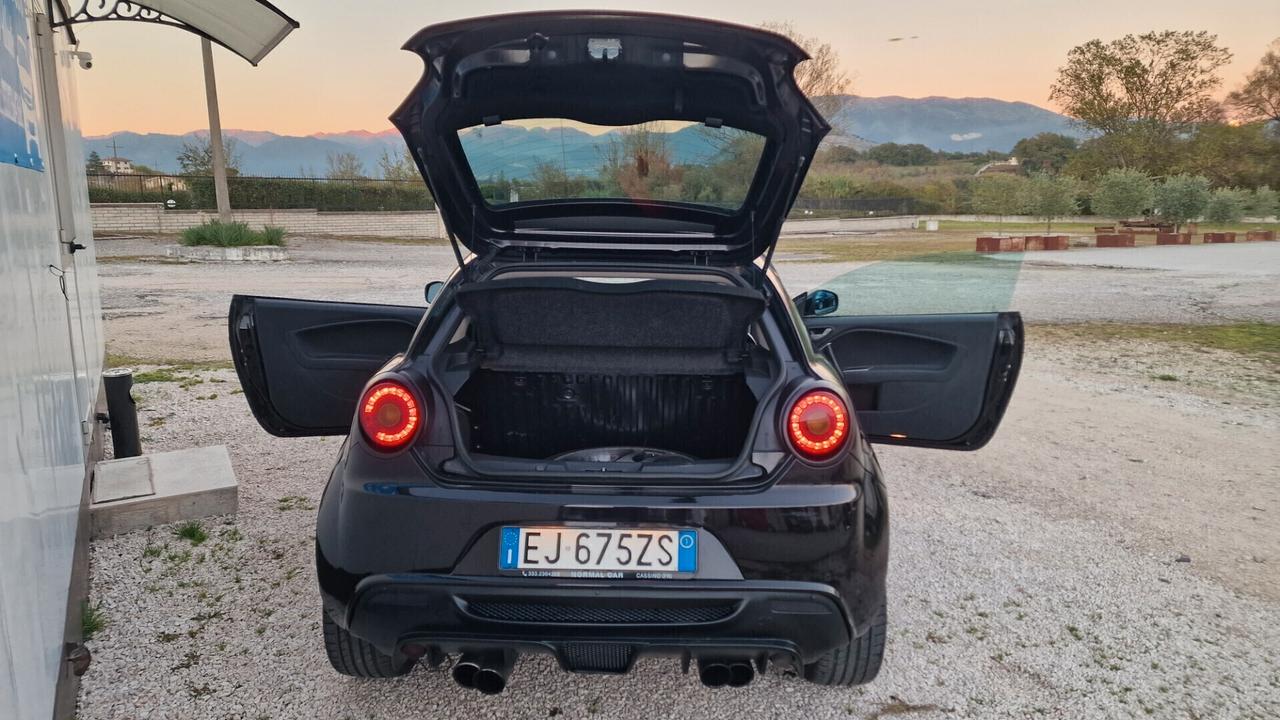 Alfa Romeo MiTo 1.6 JTDm S&S Distinctive Sport Pack