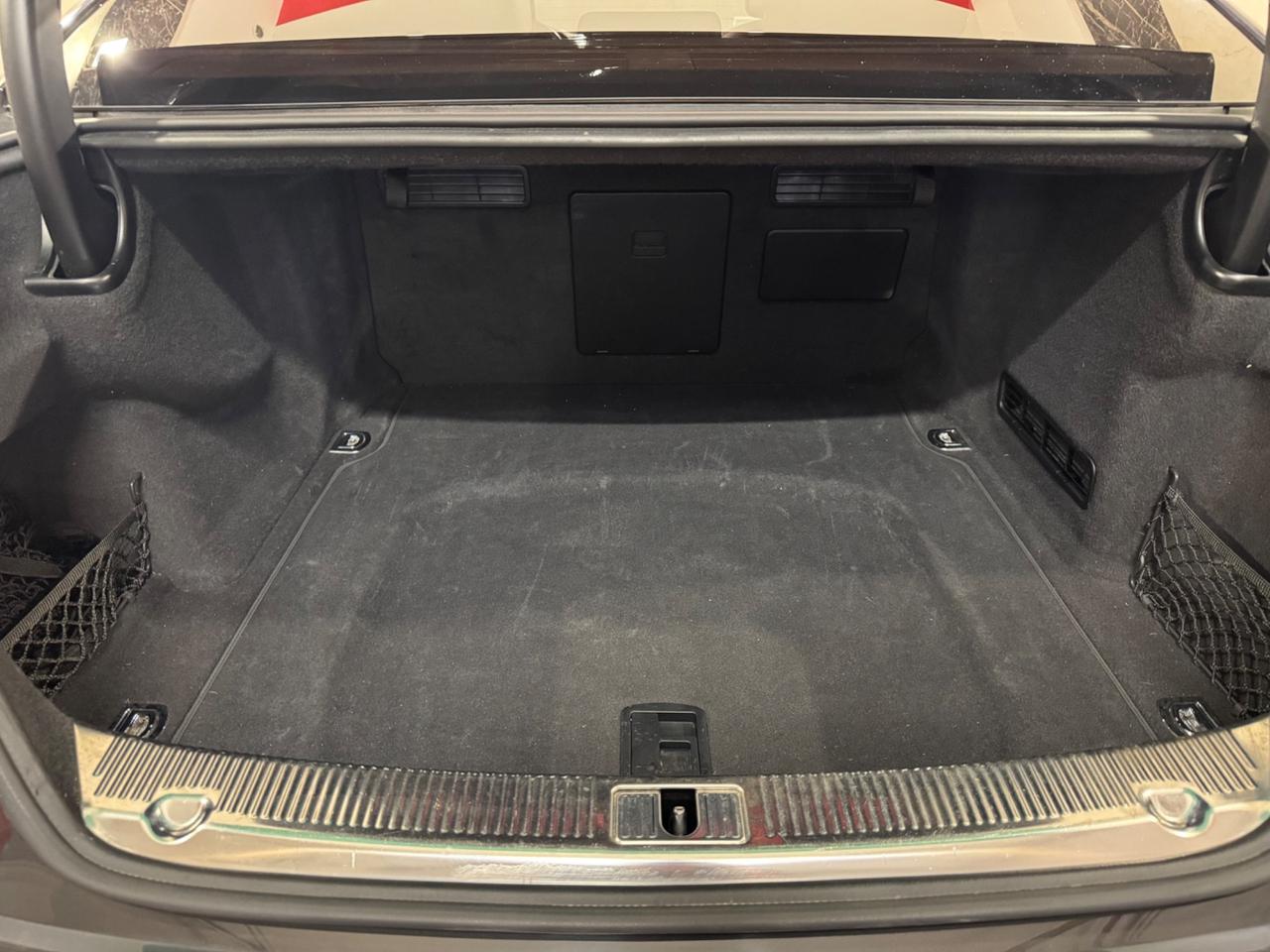 Audi A8 3.0 TDI 262 CV ultra quattro tiptronic