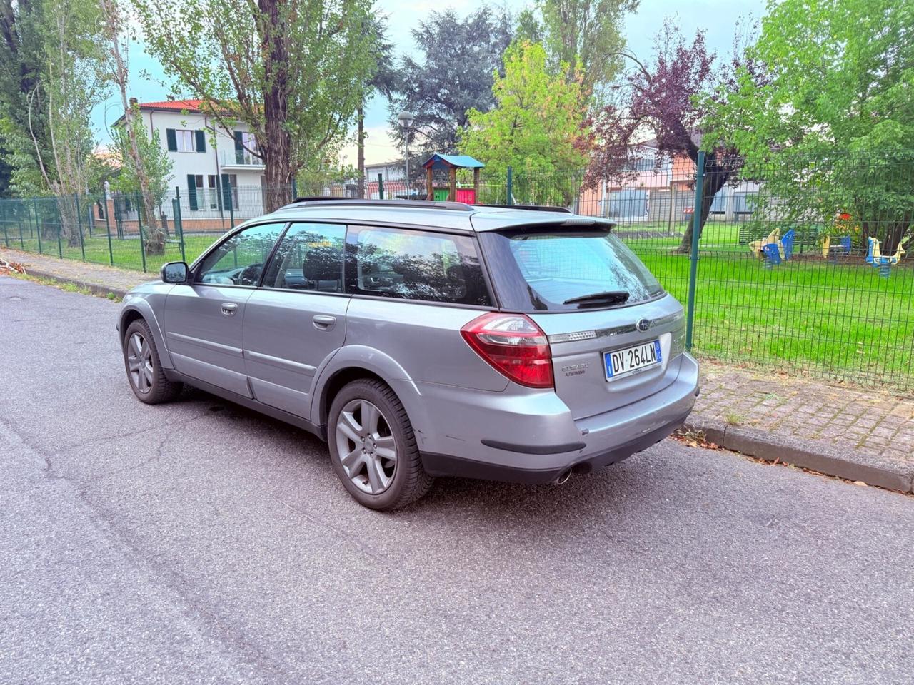 Subaru OUTBACK 2.0 - 4X4 UNICO PROP !!! 160 KM REA
