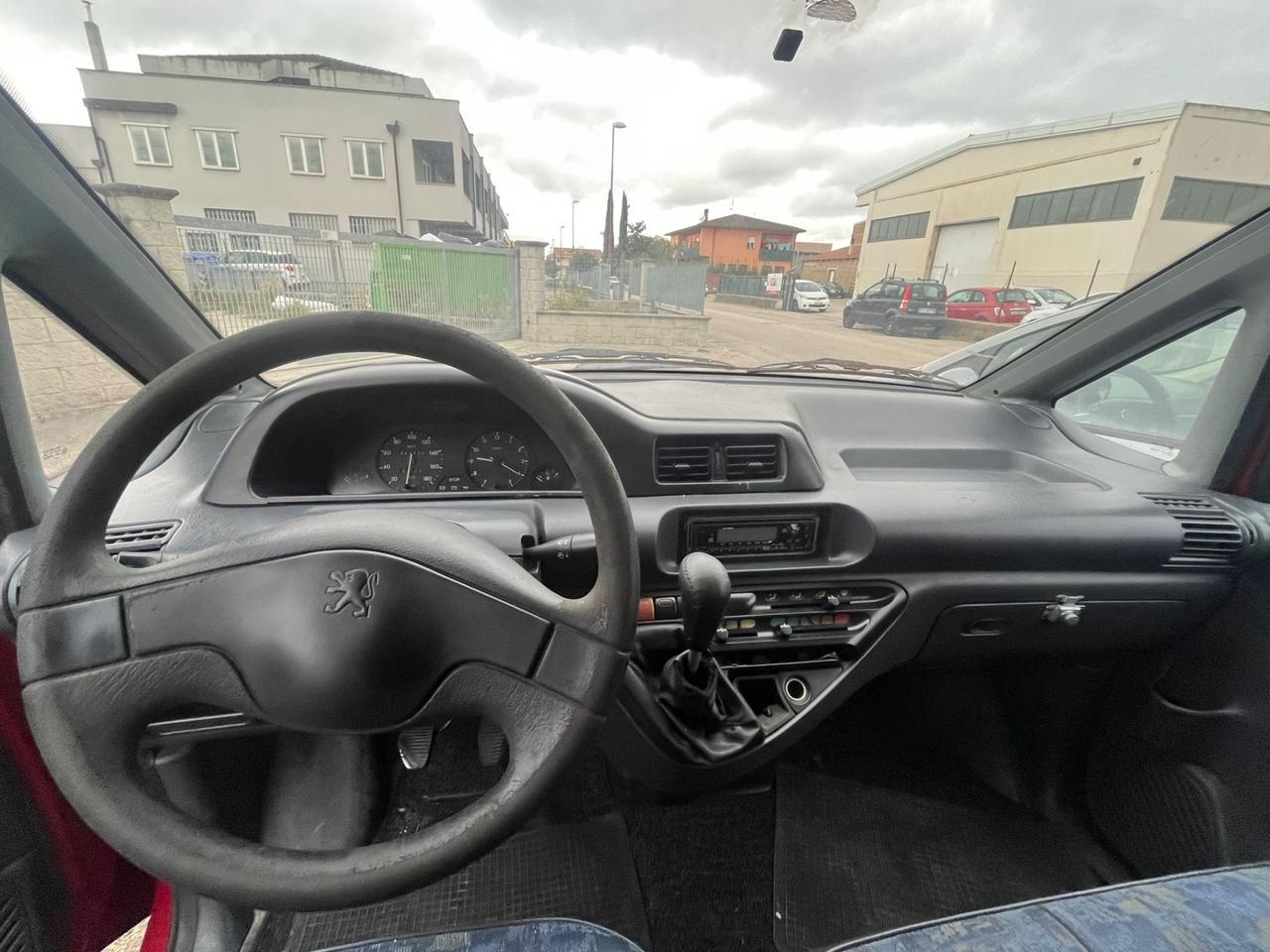 Peugeot Expert 220C 1.9 TD