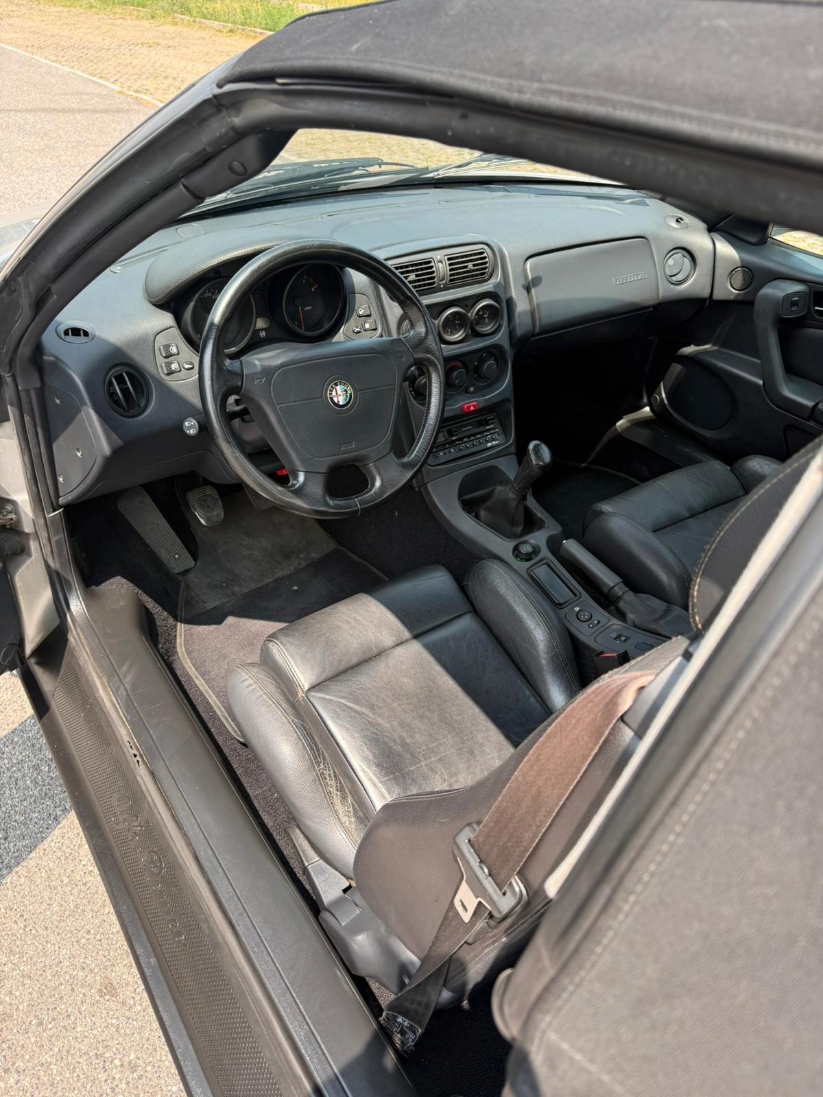 Alfa Romeo GTV Spider 2.0i 16V Twin Spark cat