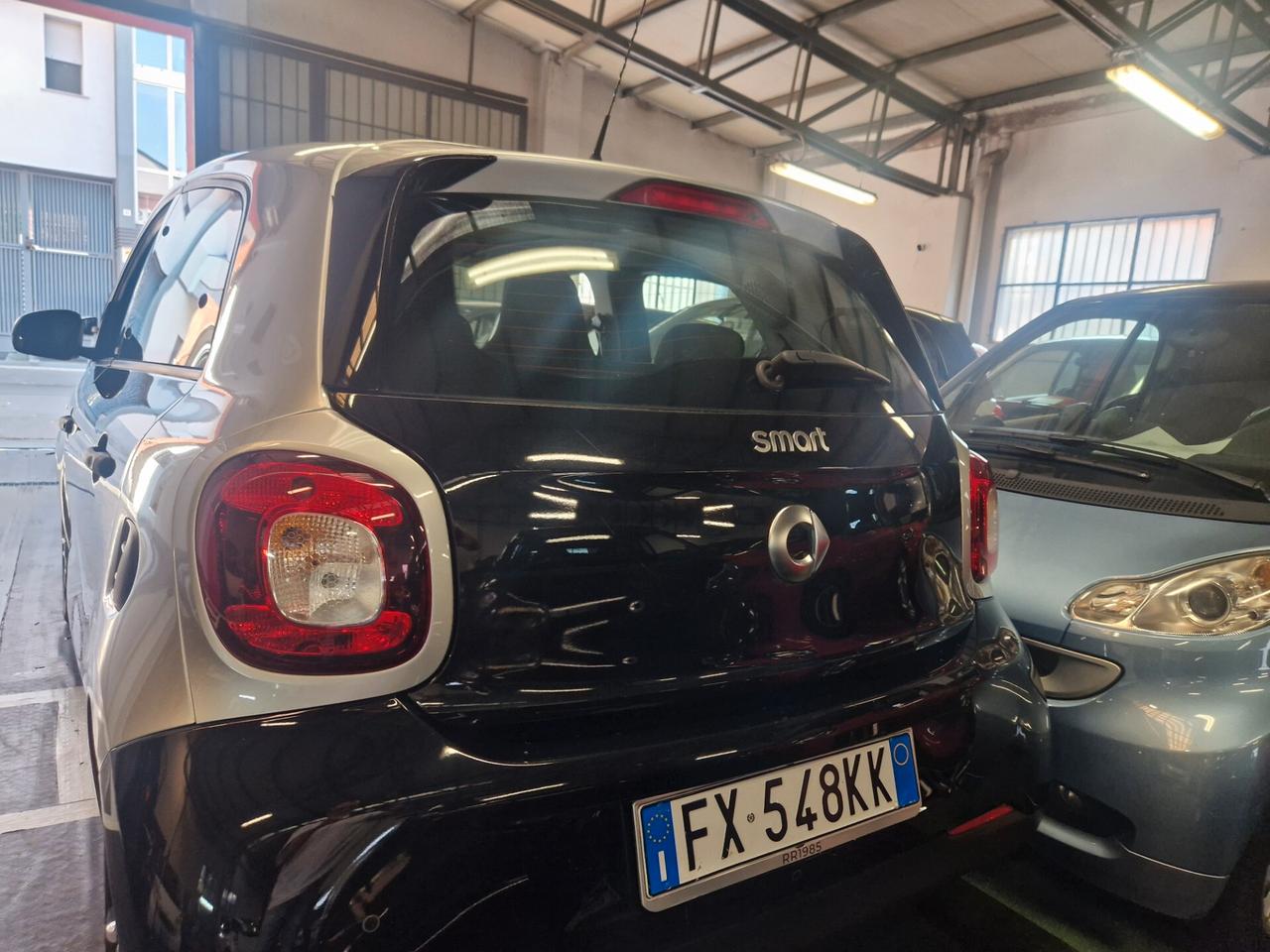 ForFour automatica solo 24000km passion garanzia