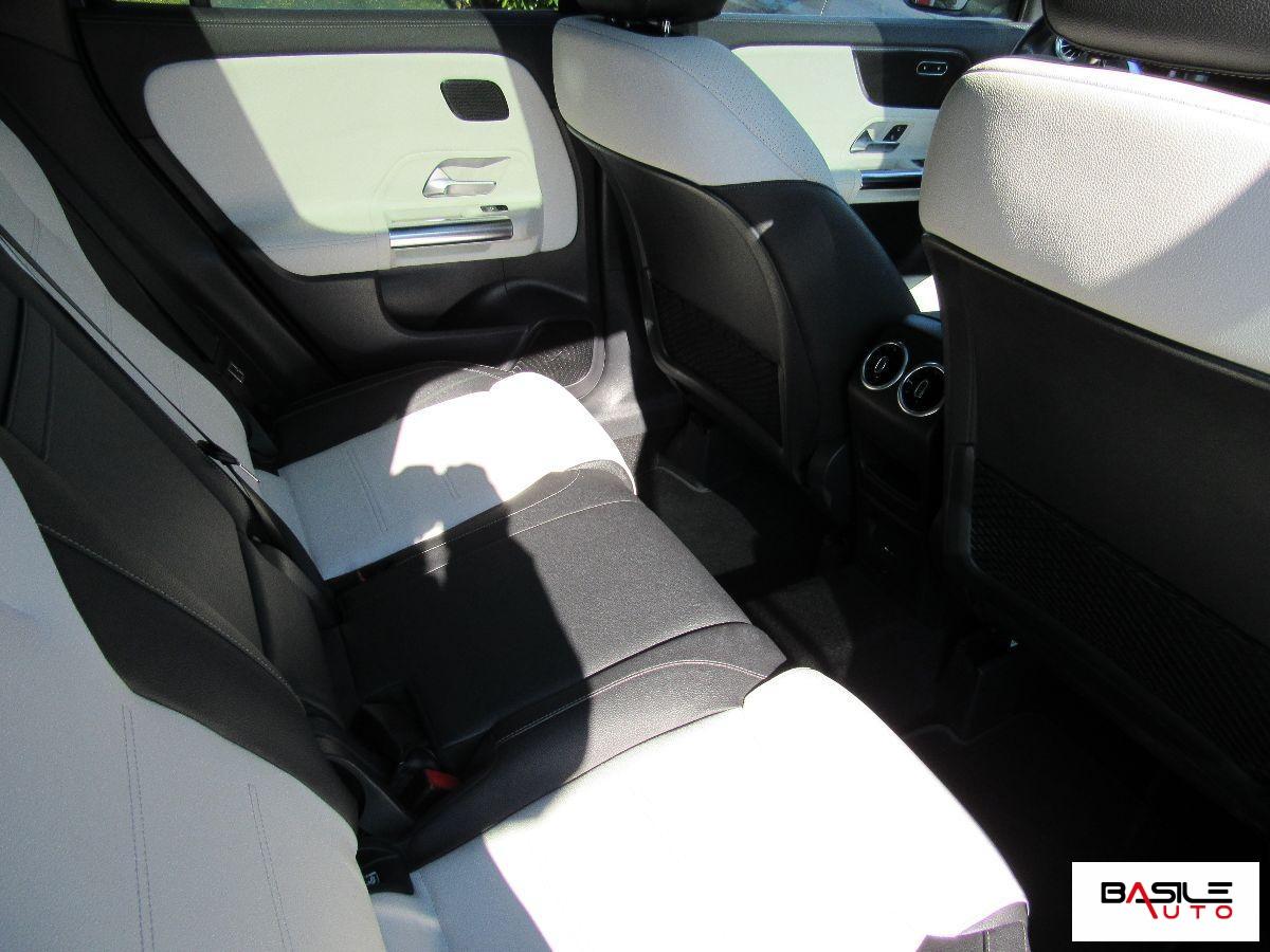 MERCEDES - Classe GLA - 200 d Automatic 4Matic AMG