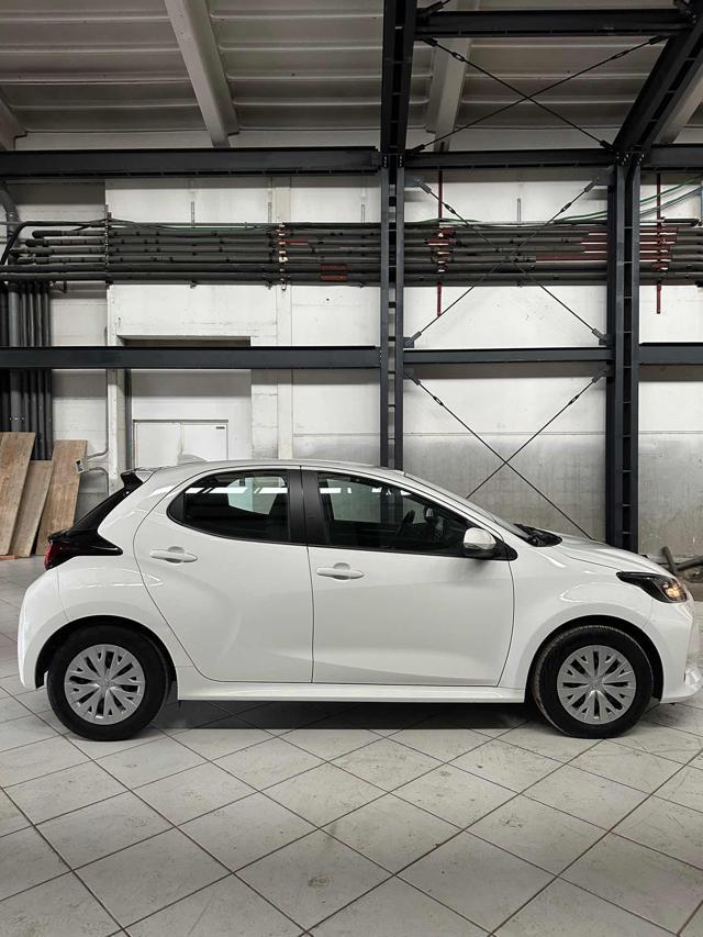 TOYOTA Yaris 1.5 Hybrid 5 porte Active