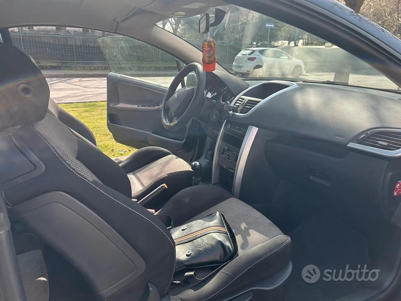 Peugeot 207cc dell 2008 136mila km