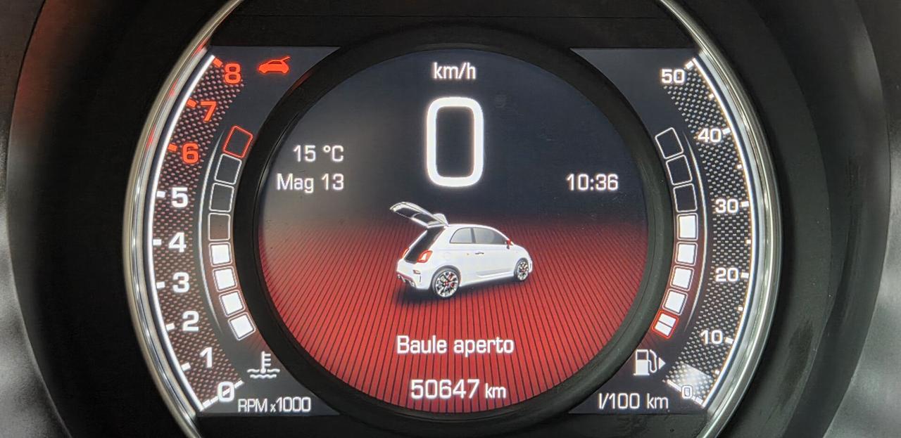 Abarth 695 1.4 Turbo T-Jet Rivale