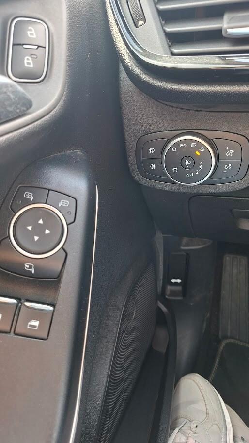 Ford Fiesta 1.0 Ecoboost 100 CV 5 porte Titanium