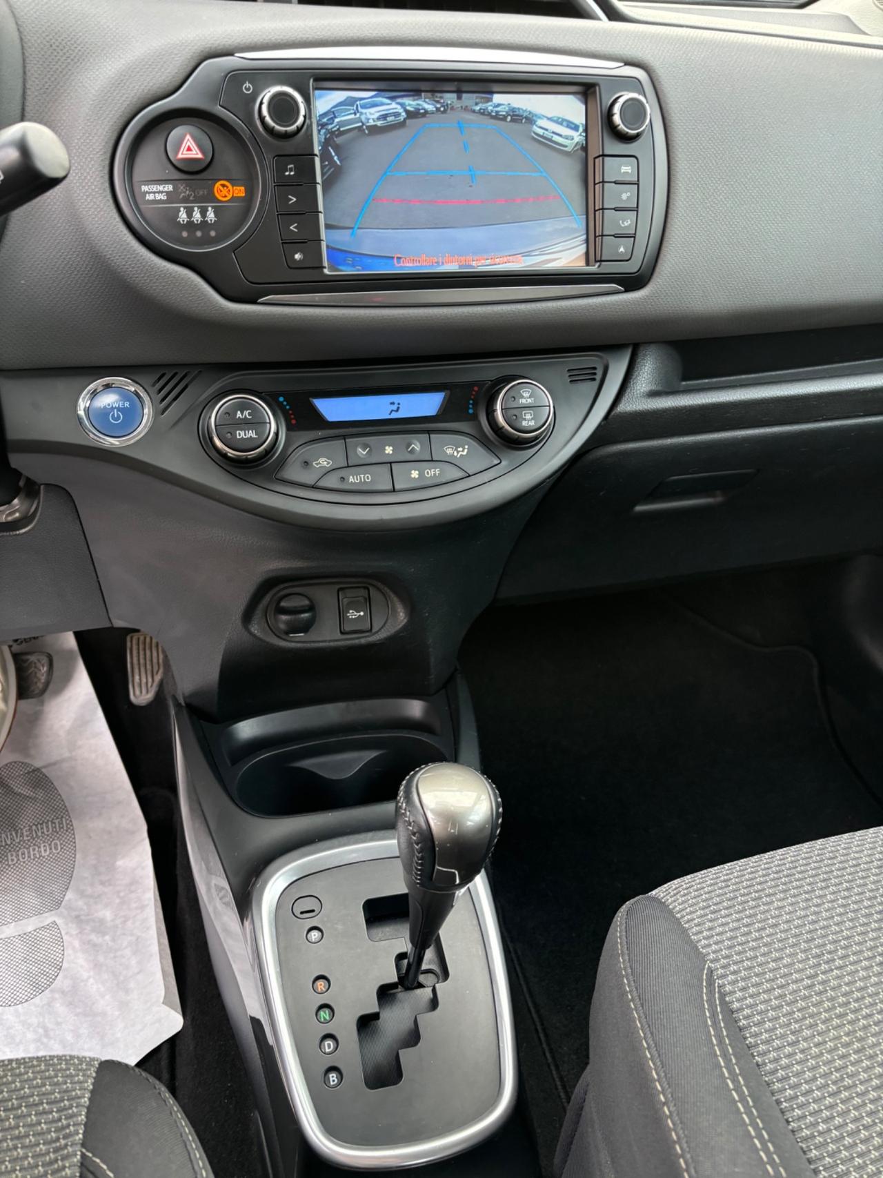 Toyota Yaris 1.5 Hybrid 5 porte Active