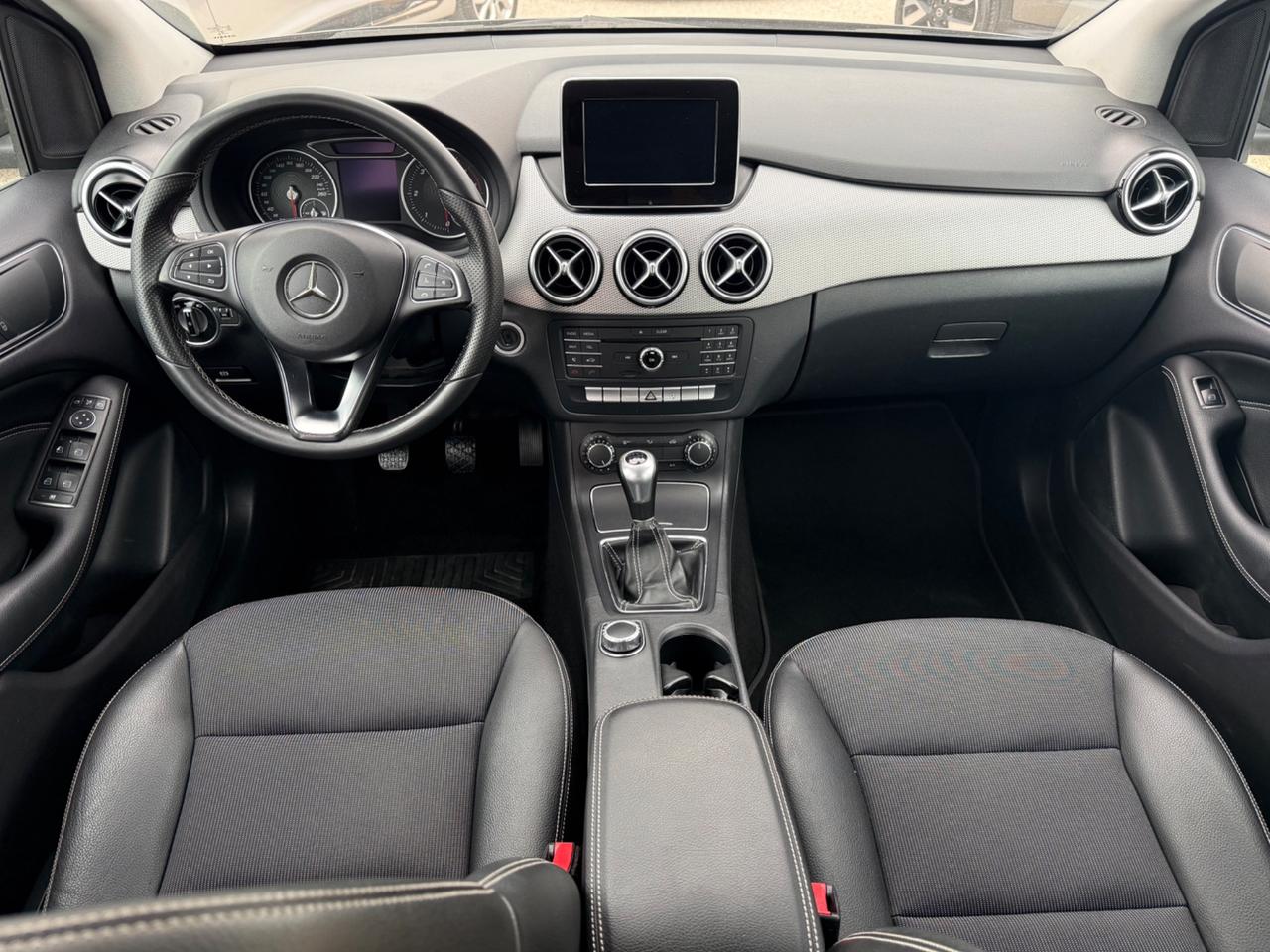Mercedes-benz B 200 d Sport