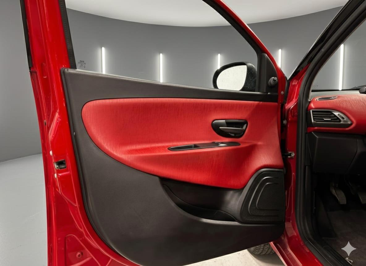 Lancia Ypsilon 1.2 69 CV 5 porte GPL Ecochic Gold