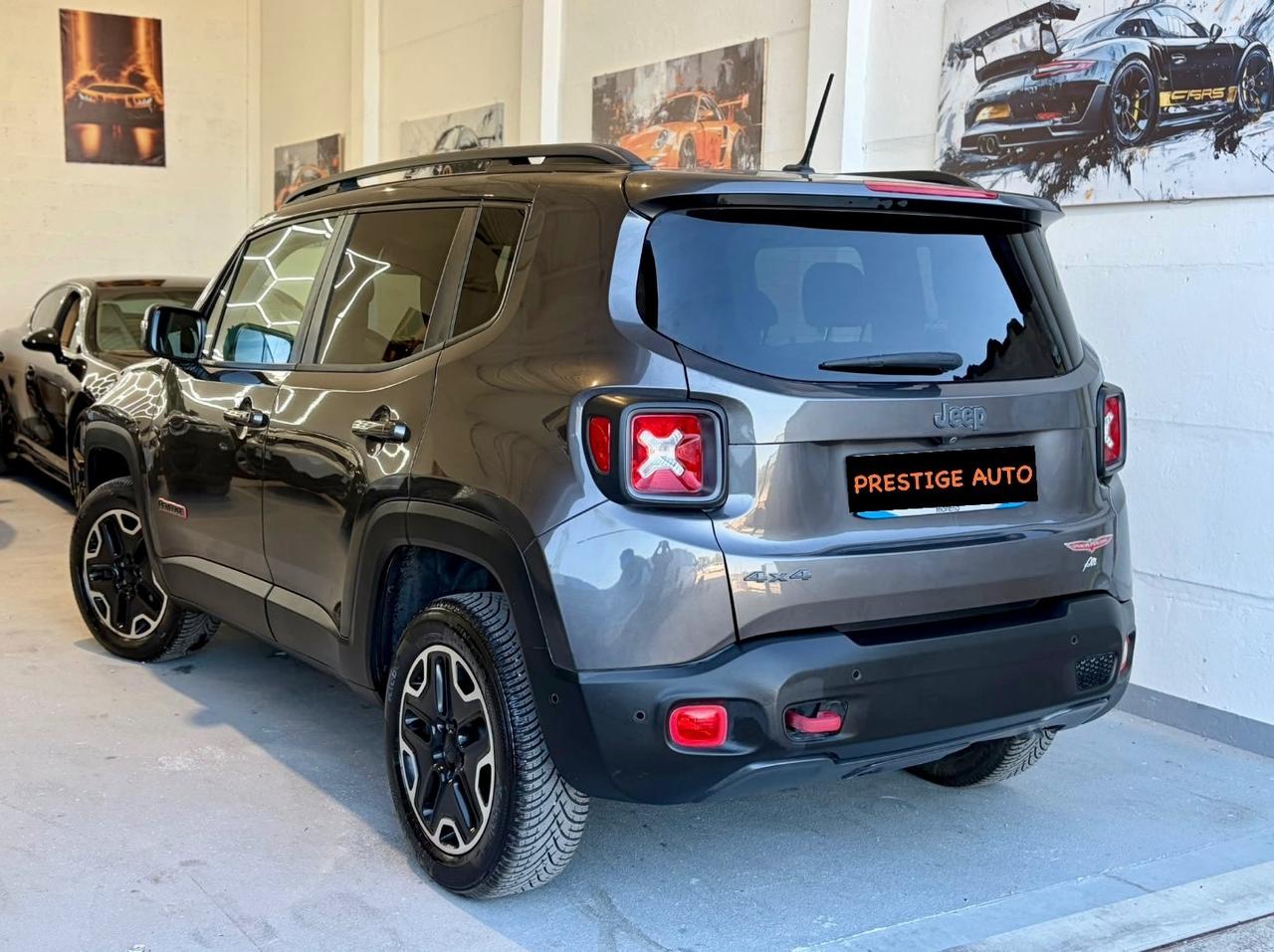 Jeep Renegade 2.0 Mjt 170CV 4WD Active Drive Low Trailhawk