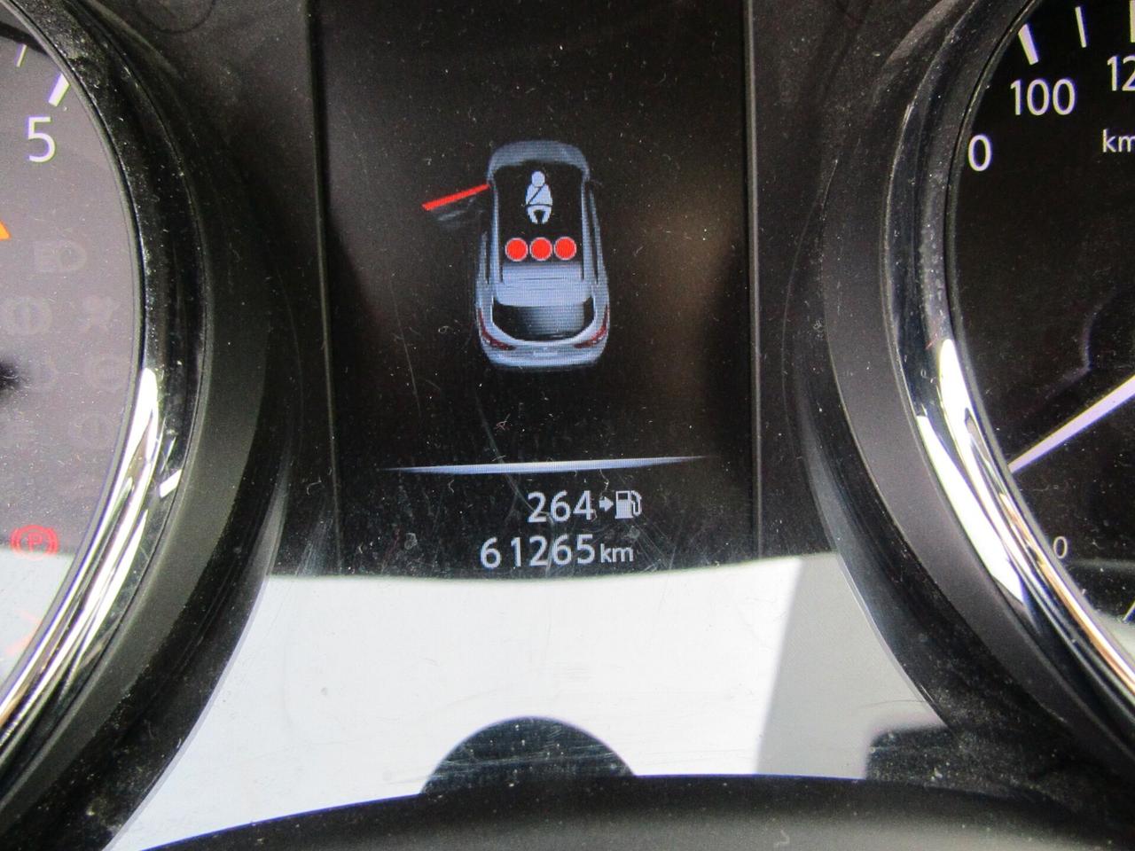 Nissan Qashqai 1.2 DIG-T Visia pochi km