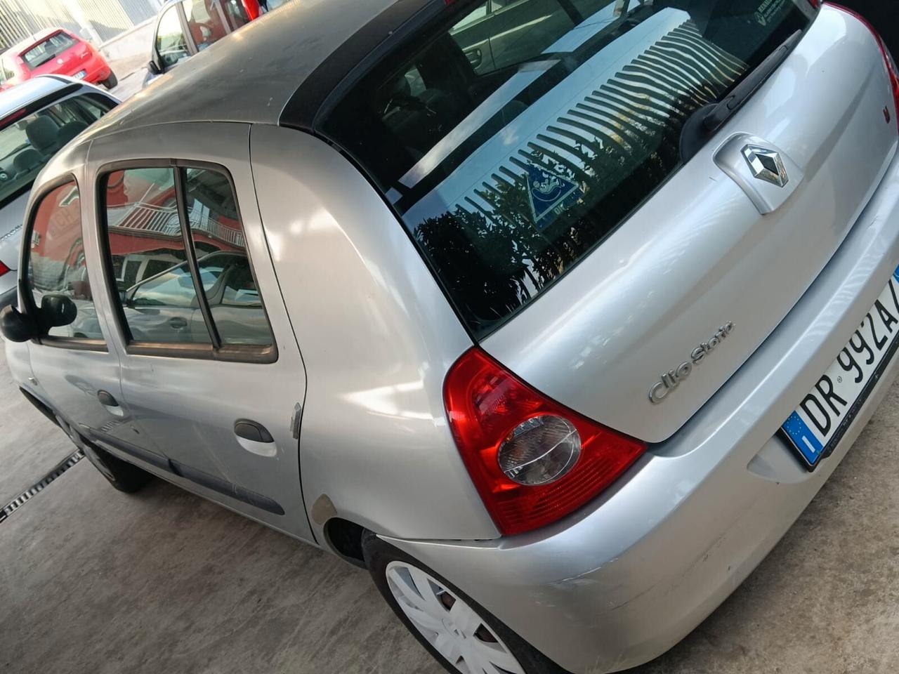 Renault Clio Storia 1.2 5 porte GPL Confort