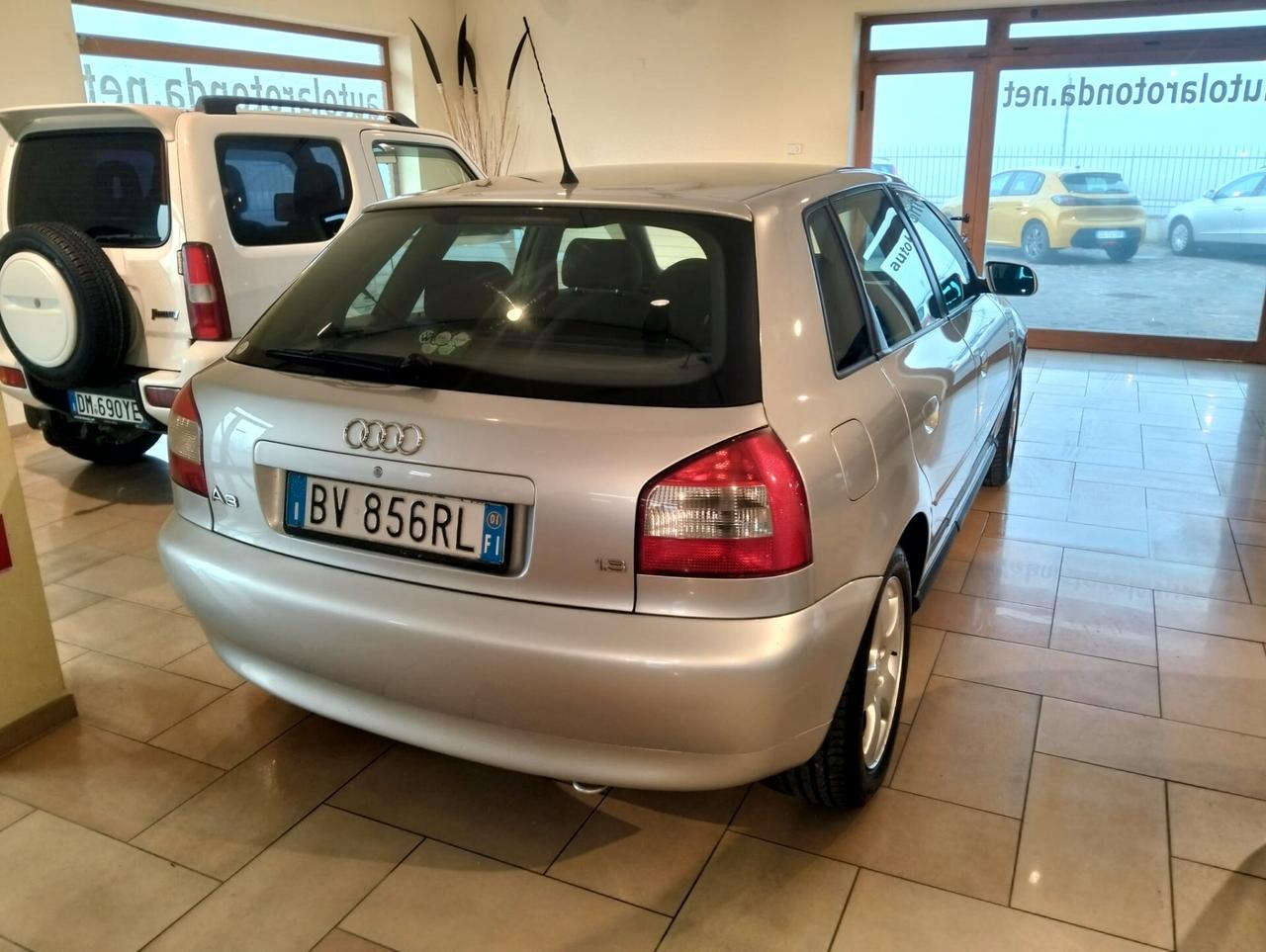 Audi A3 1.8 20V cat 5p. Ambiente gpl