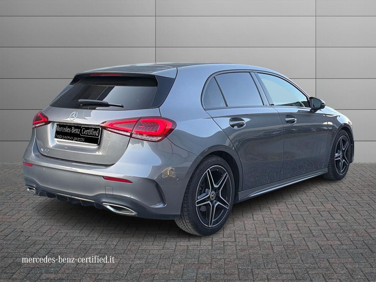 Mercedes-Benz A 180 Premium auto