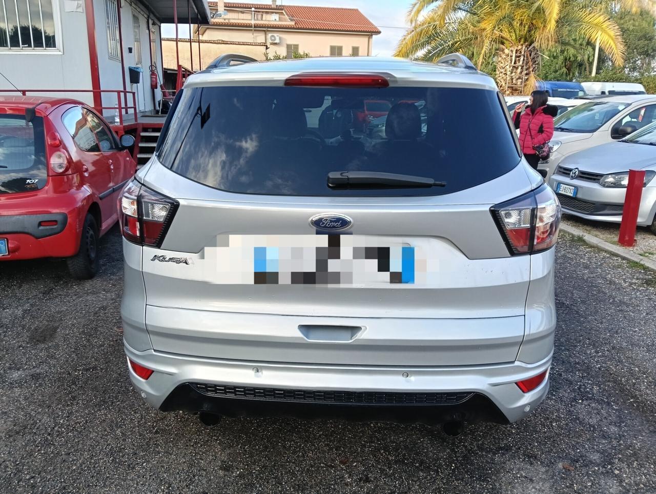 Ford Kuga 1.5 TDCI 120 CV S&S 2WD ST-Line