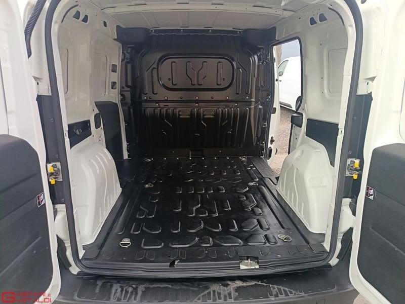 FIAT Doblò 1.3 Mjt 95cv S&S LOUNGE