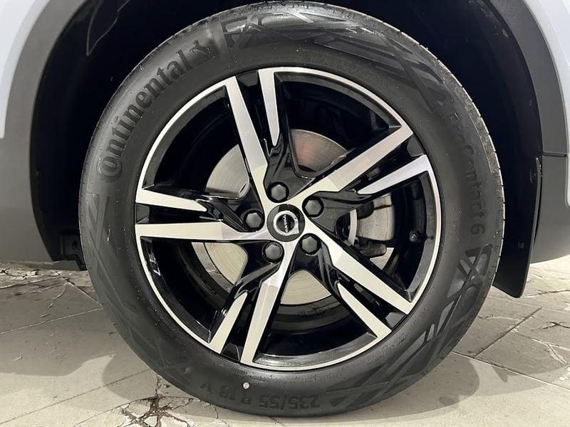 Volvo XC40 XC40 B3 automatico