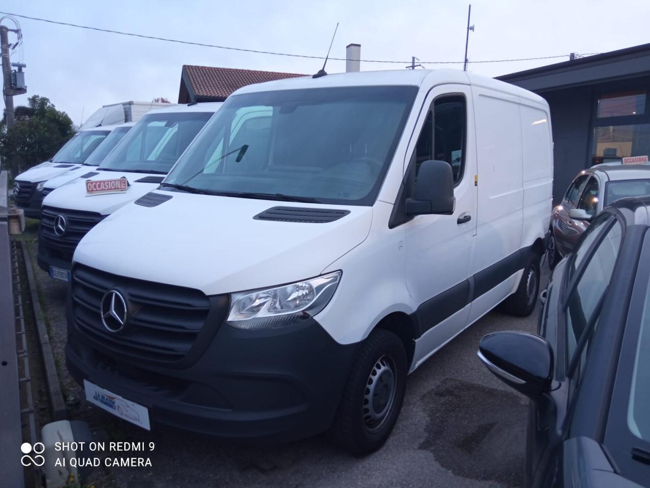 Mercedes Benz SPRINTER TETTO BASSO PASSO MEDIO