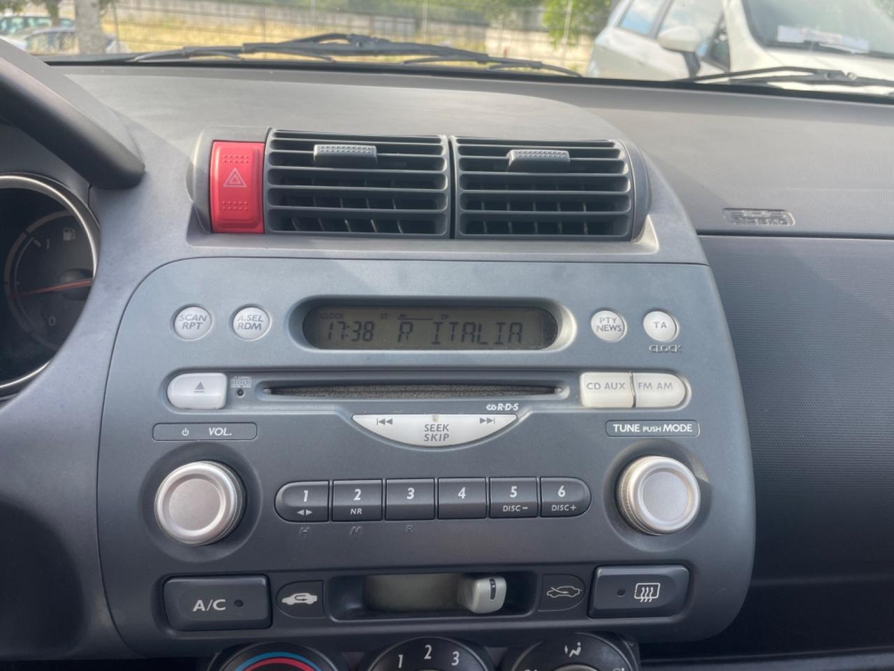 Honda Jazz 1.2 i-DSi 5p. LS km 125.000 Unica