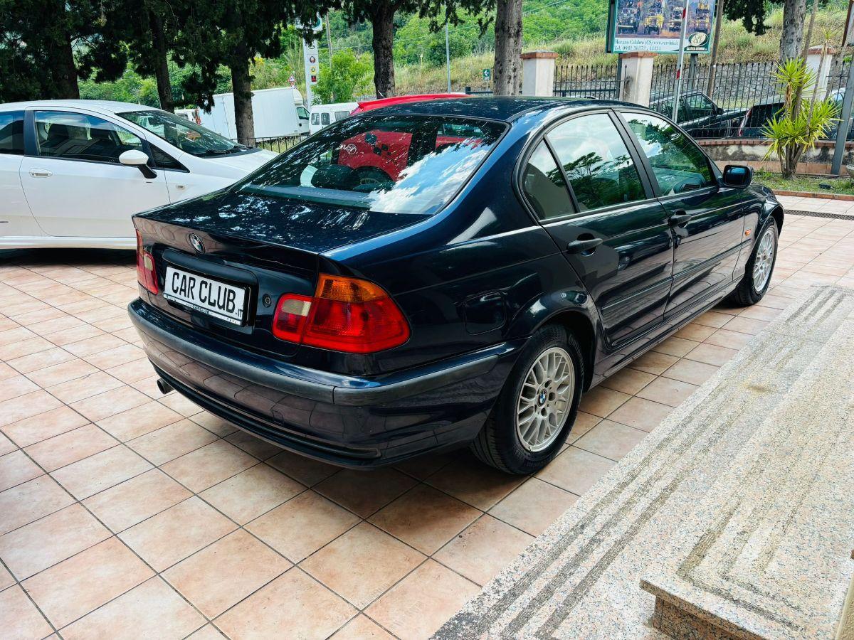 BMW - Serie 3 - 318i 4 porte