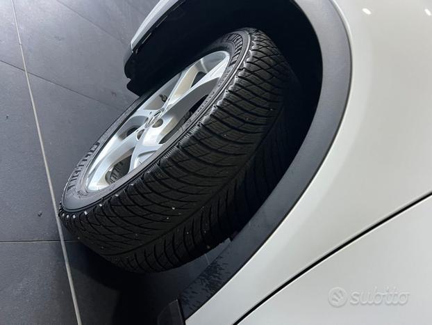 MERCEDES-BENZ GLA 200 d Automatic Sport