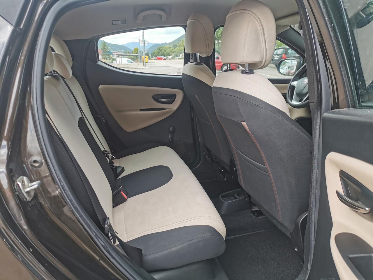 Lancia Ypsilon 1.2 GPL OK NEOPATENTATI