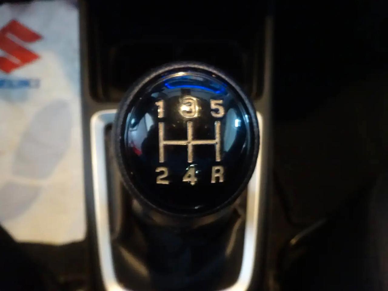 Suzuki Swift 1.2 Hybrid Top