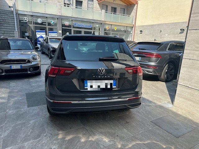 VOLKSWAGEN Tiguan 2.0 TDI 150 CV SCR DSG Life