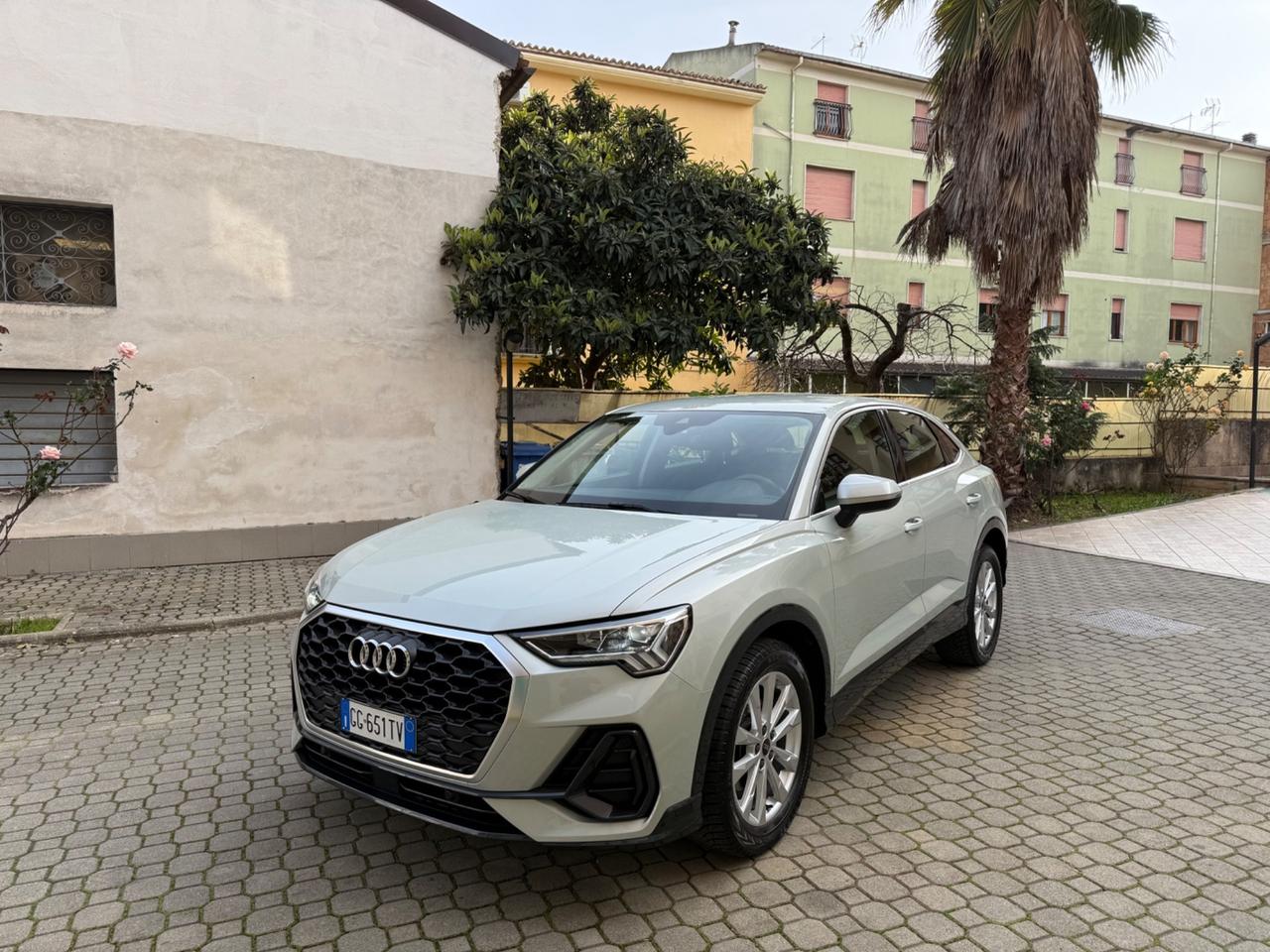 Audi Q3 SPB 35 TDI S tronic Business Plus