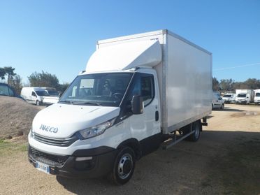 Iveco Daily 35c16 furgonatura con pedana