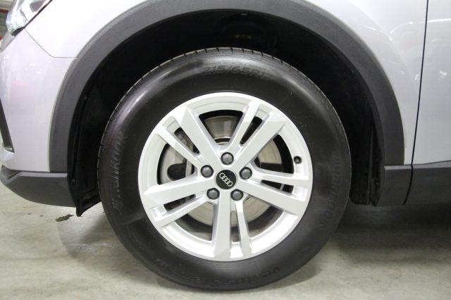 AUDI Q3 45 TFSI e S-tronic Business