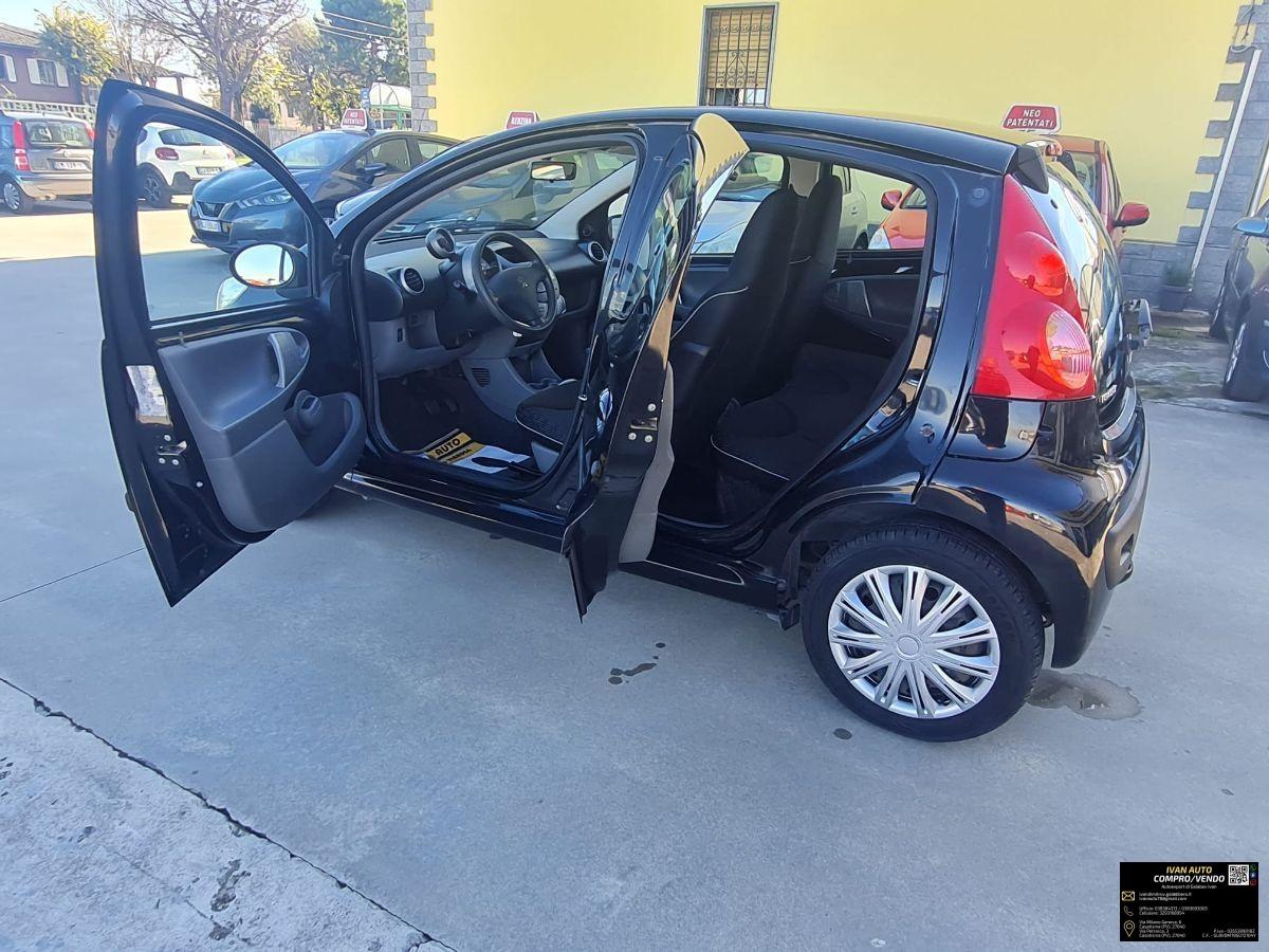 PEUGEOT 107 Benzina-67.000 Km-Automatica