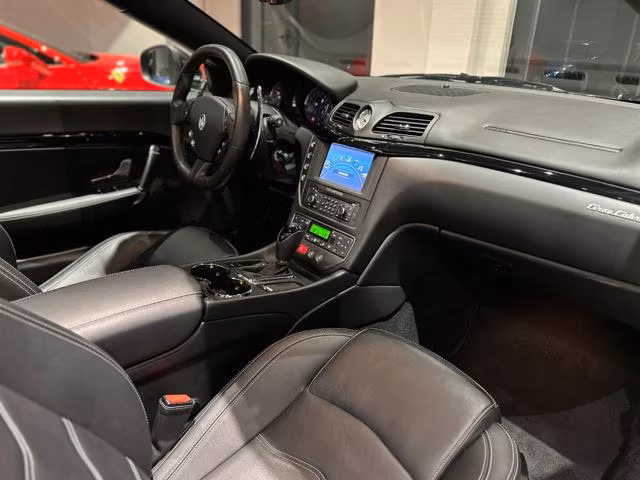 MASERATI GranCabrio 4.7 V8 Sport (Solo 29.650 Km Certificati Maserati)