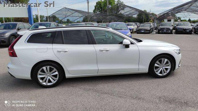 VOLVO V60 V60 II 2019 2.0 b4 Momentum Business Pro auto - GG