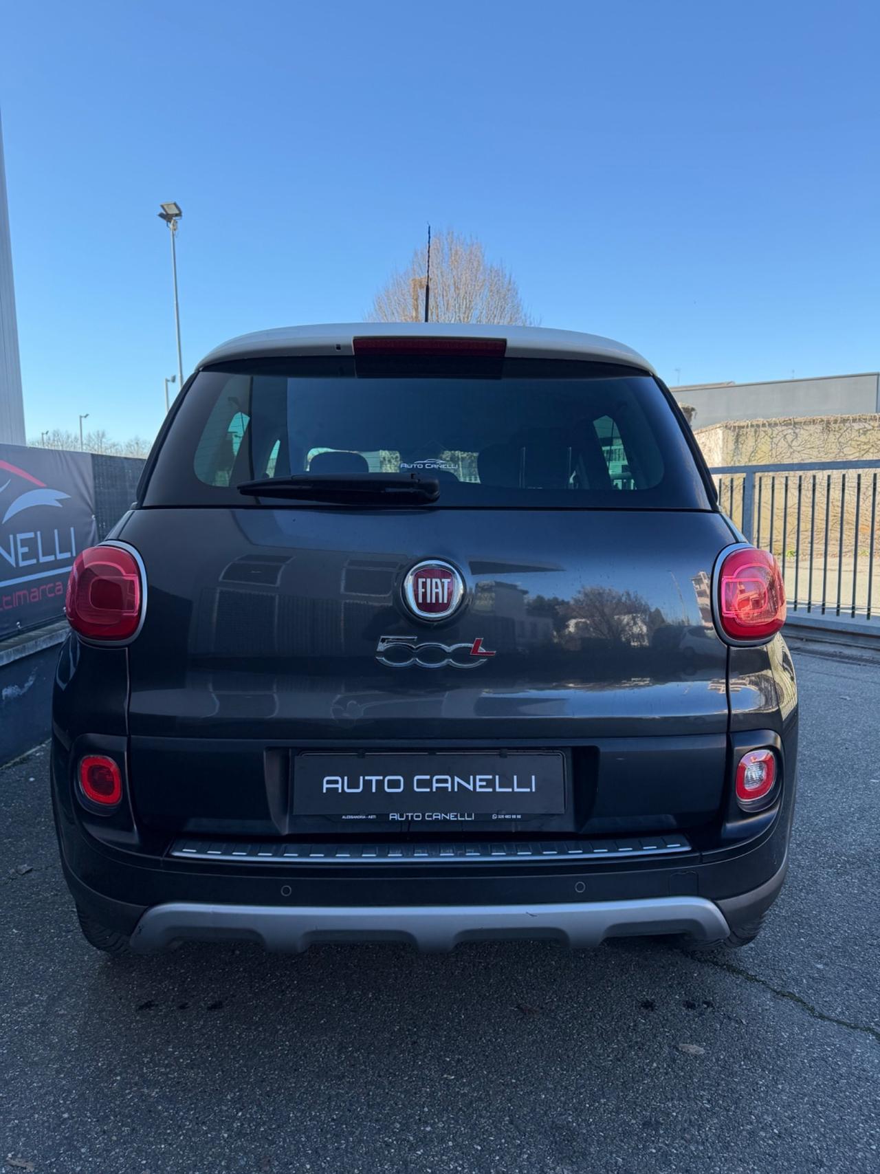 Fiat 500L Living 1.6D 105 CV BICOLOR TREKKING