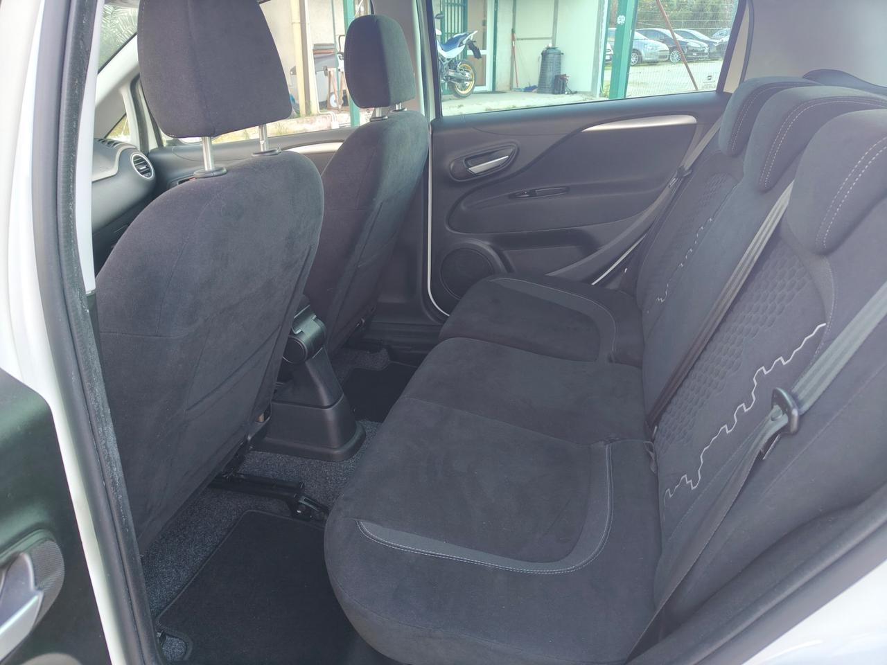 Fiat Punto 1.3 MJT II 85CV PASSAGGIO E 12 MESI GARANZIA