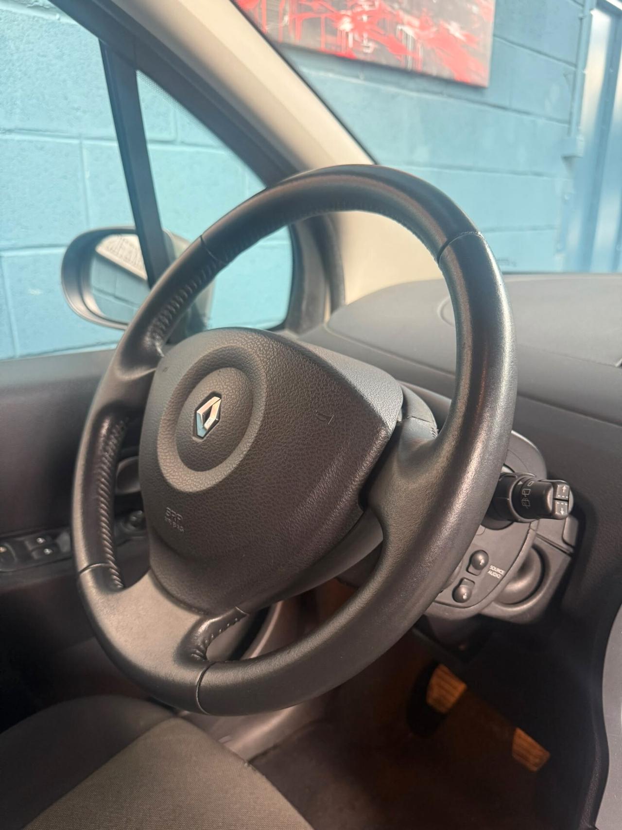 RENAULT 1.2CC 75CV OK NEOPATENTATI
