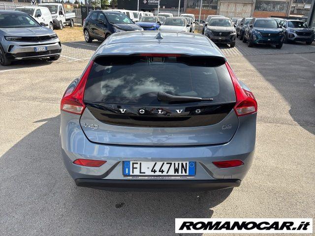VOLVO V40 D2 Kinetic