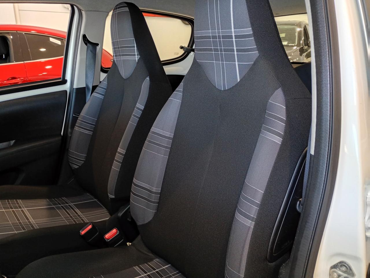 Peugeot 108 VTi 68 5 porte Allure