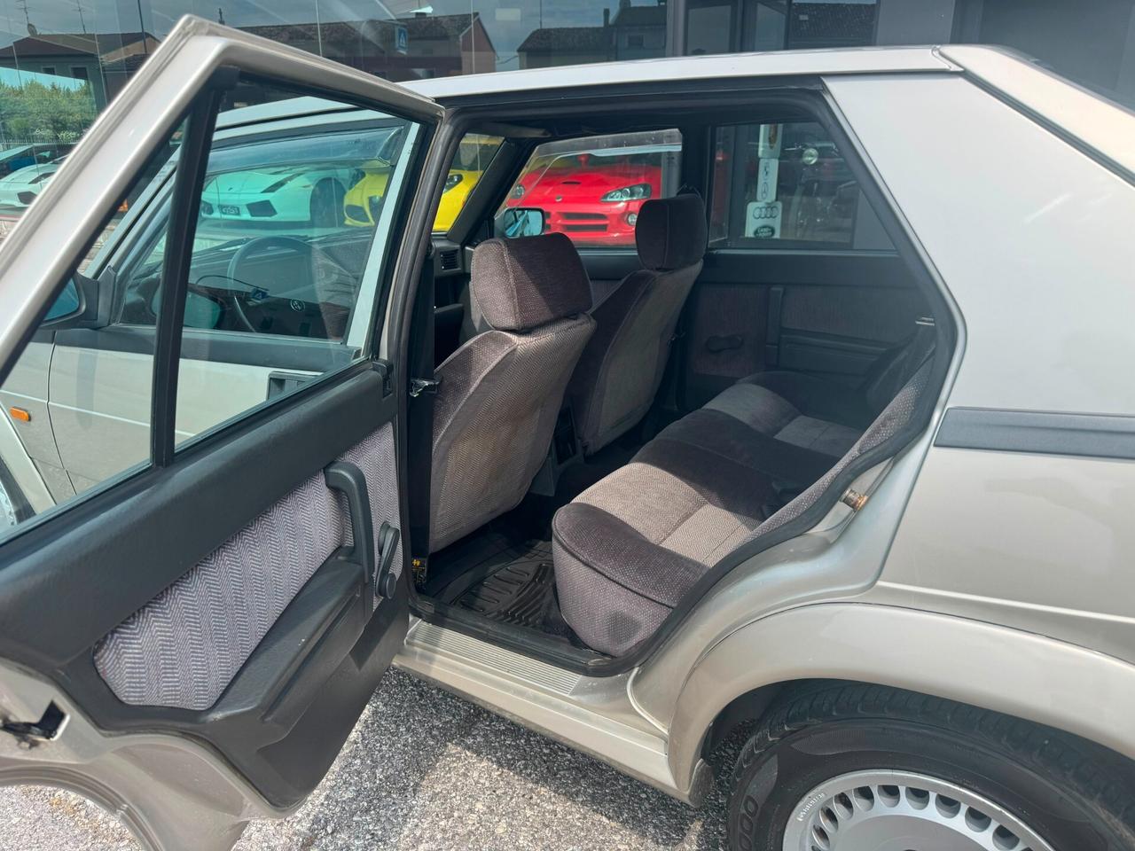 Alfa Romeo 75 2.0i Twin Spark
