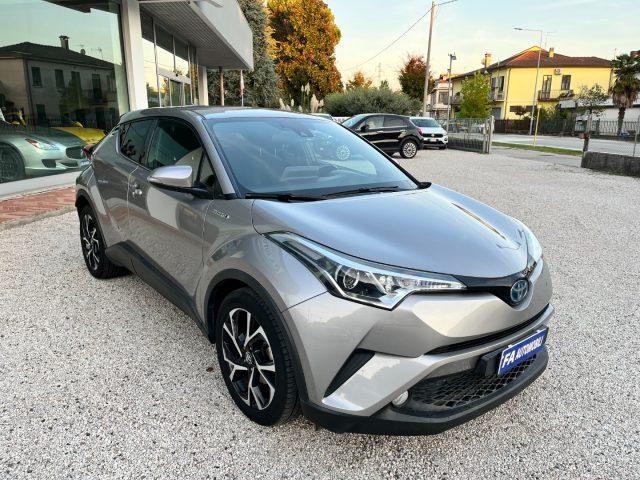TOYOTA C-HR 1.8 Hybrid E-CVT Trend