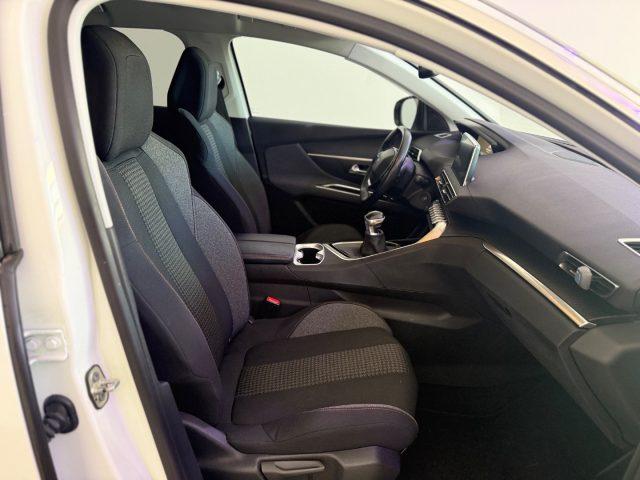 PEUGEOT 3008 PureTech Turbo 130 S&S Allure