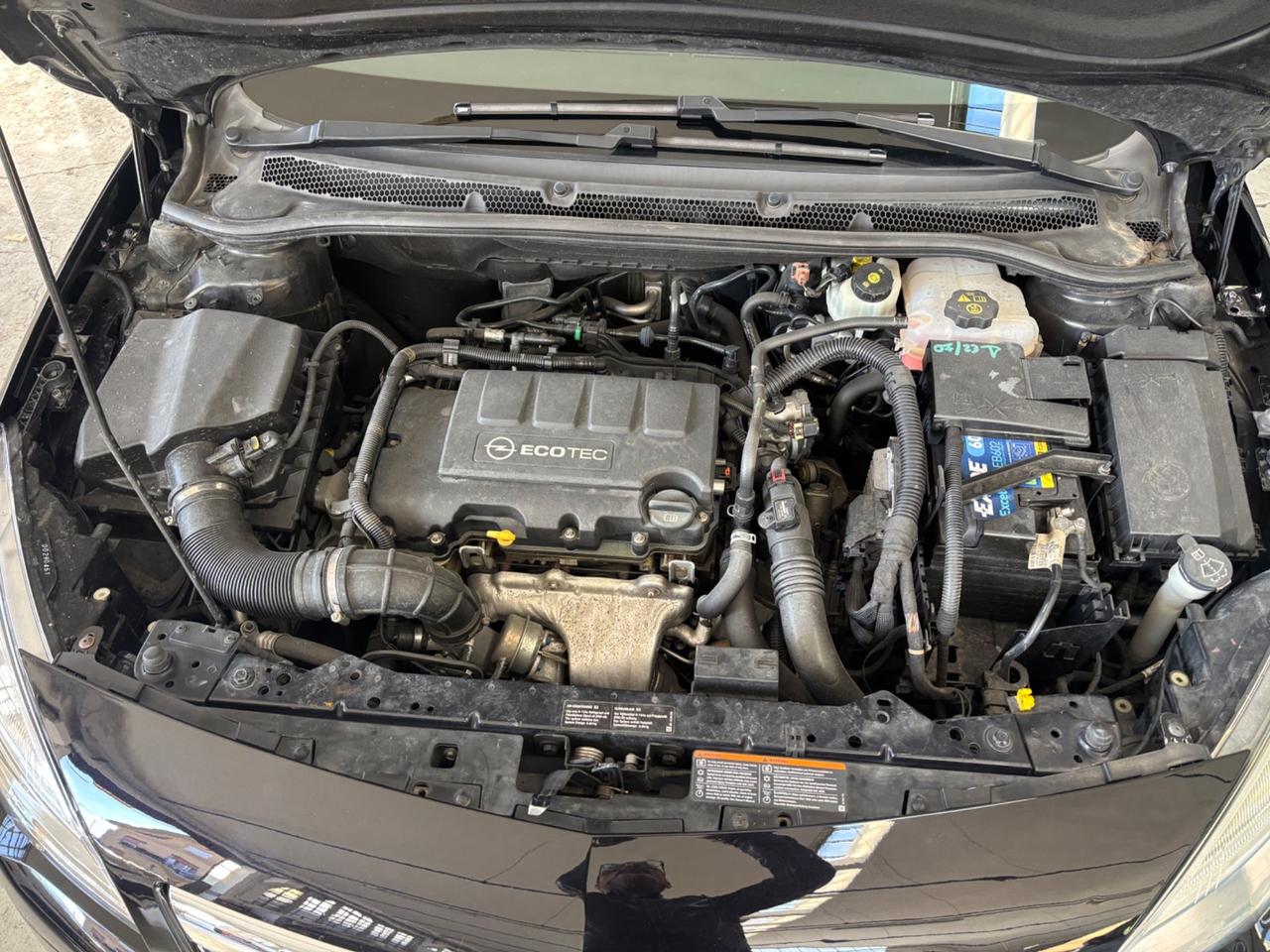 Opel Astra 1.4 Turbo 140CV 5 porte Cosmo