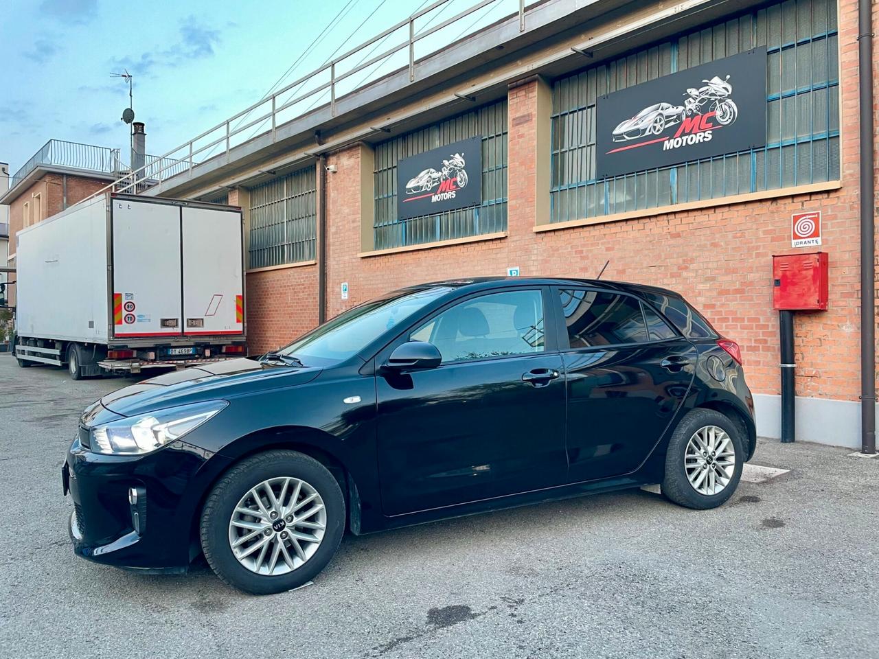 Kia Rio BENZINA/GPL 2021- UNICO PROPRIETARIO- TUTTA TAGLIANDATA KIA UFFICIALE