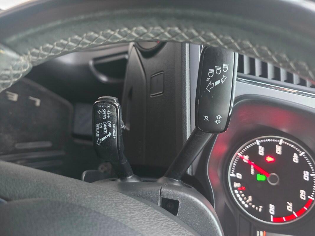 SEAT Leon 3ª serie Leon 1.5 TGI 5p. Style