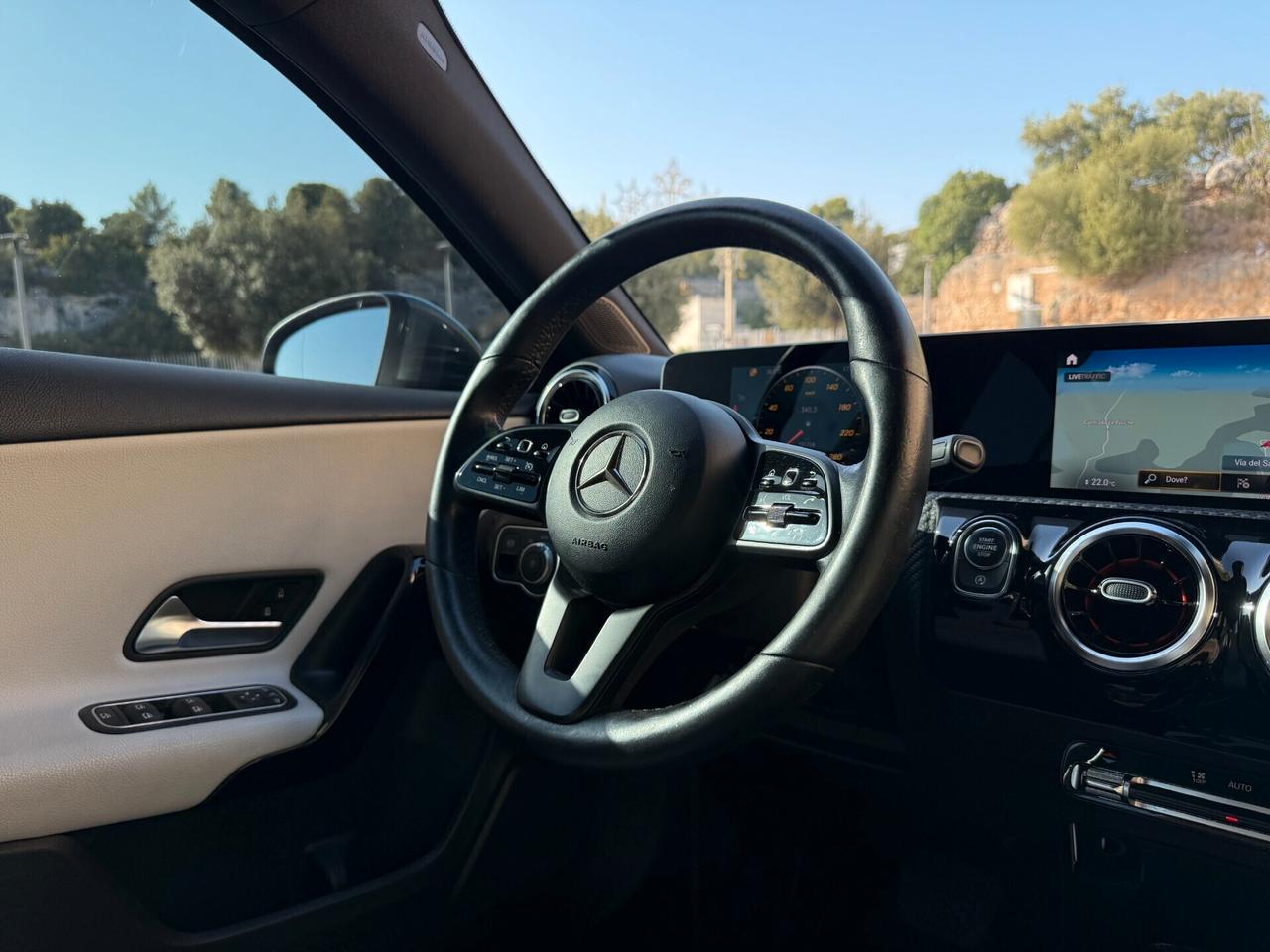 Mercedes A180/1500 116CV/AUTOMATICA/NEOPATENTATI