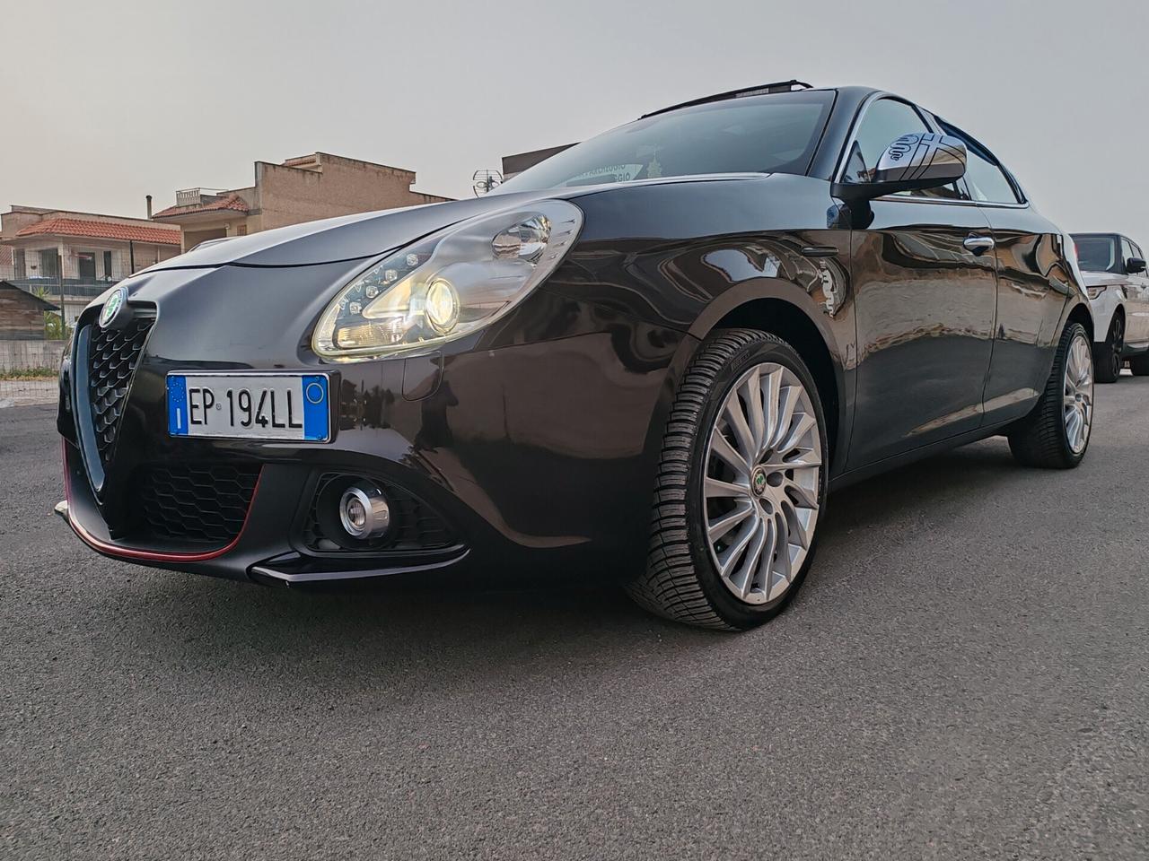 Alfa Romeo Giulietta 2.0 M-jet 170 CV *TETTO NAVI PELLE XENON