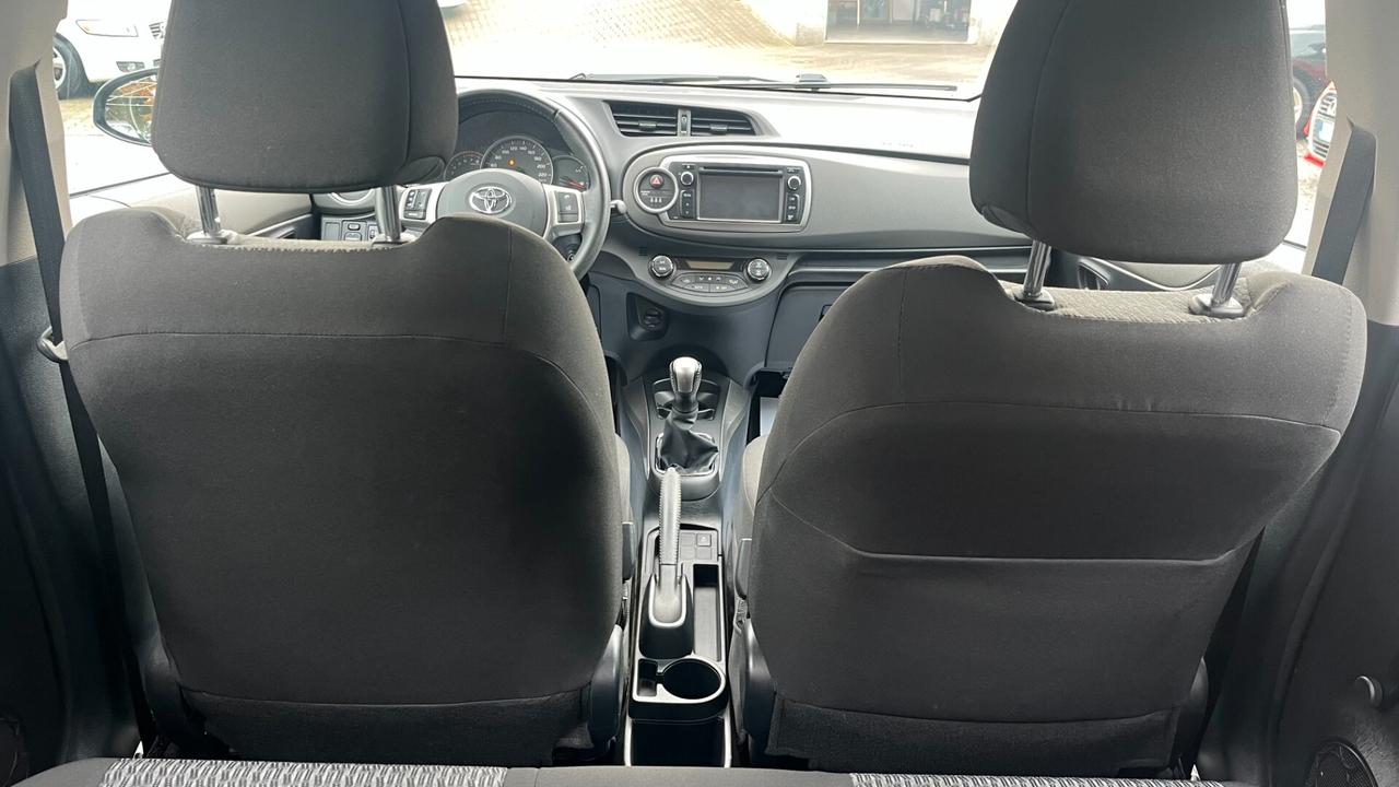 Toyota Yaris 1.0 5 porte neopatentati